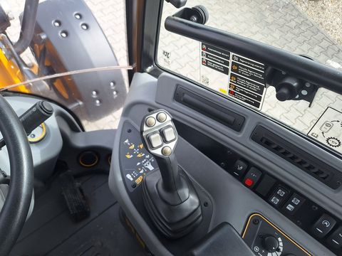 [3342-6765945-12.jpg]