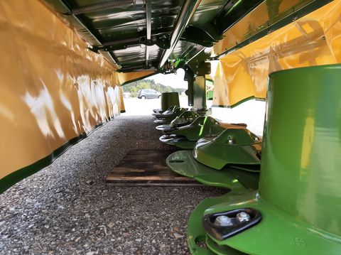 [3342-6769157-6.jpg]