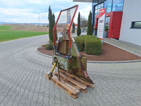 [3342-6790409-7.jpg]