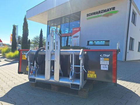 [3342-6799478-0.jpg]