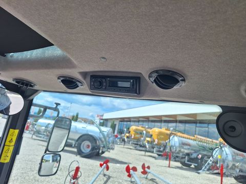 [3342-6899443-21.jpg]