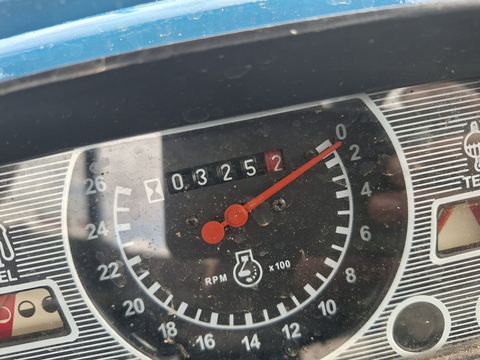 [3342-7019102-13.jpg]