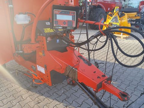 [3342-7374668-7.jpg]