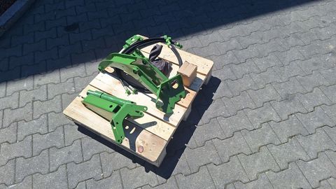 [3342-7443139-1.jpg]