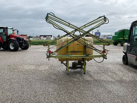 [3358-4291143-1.jpg]