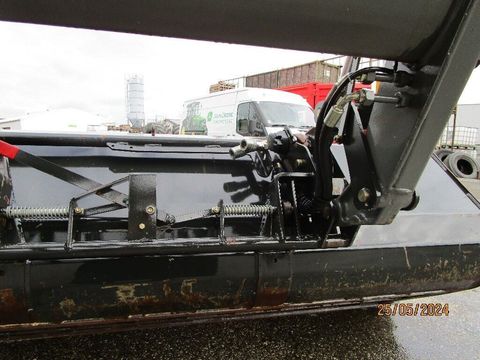 [3358-4292149-1.jpg]