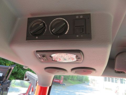 [3358-4313451-17.jpg]