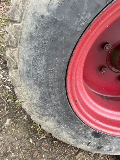 [3358-6403150-5.jpg]