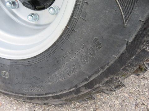 [3358-6754244-11.jpg]