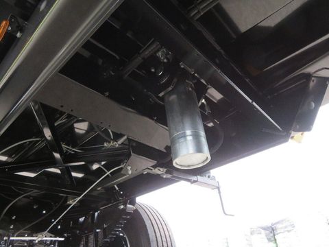 [3358-6754247-8.jpg]