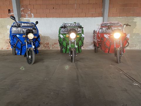 [3372-3858925-7.jpg]