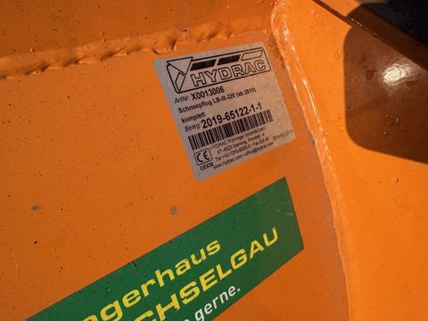 [3372-5009503-3.jpg]