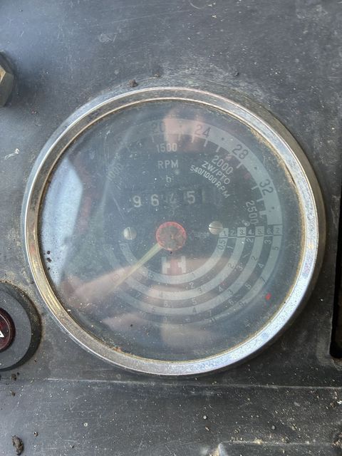 [3372-5755345-13.jpg]