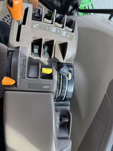 [3372-6495940-17.jpg]