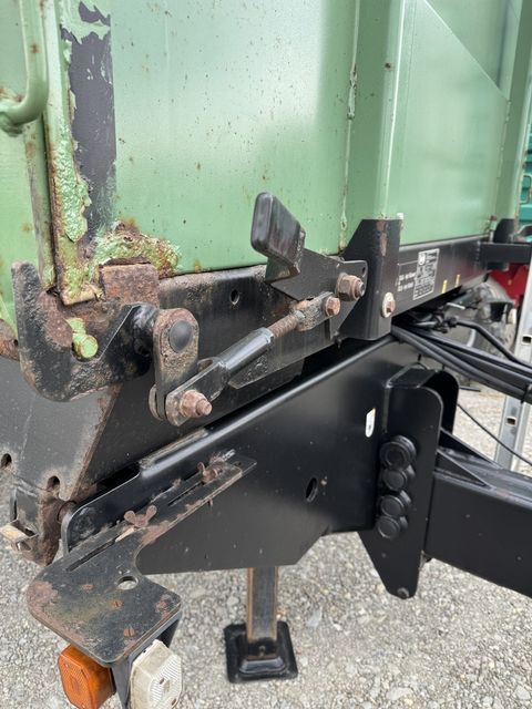 [3372-6891443-9.jpg]