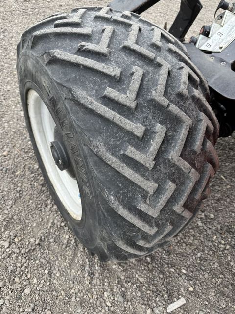 [3372-6899667-12.jpg]