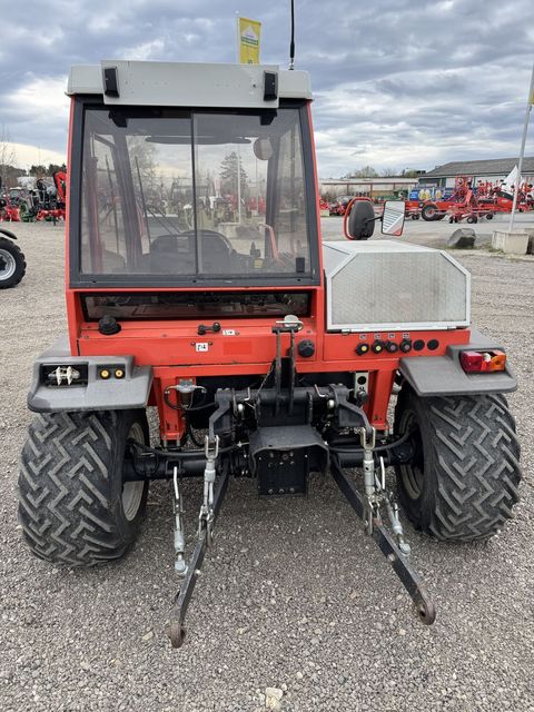 [3372-6899667-3.jpg]