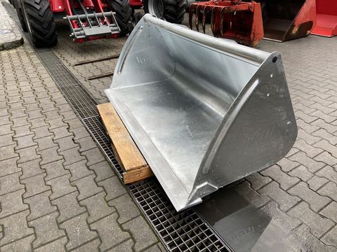 [3379-2554993-3.jpg]