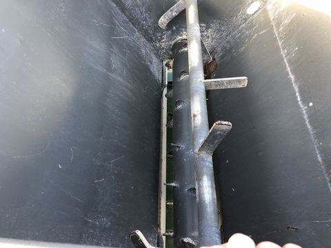 [3379-2621155-5.jpg]