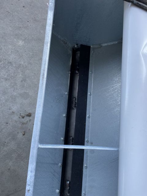 [3379-3383802-11.jpg]