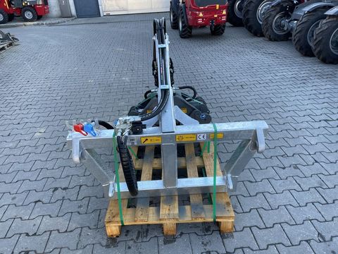 [3379-3476517-16.jpg]