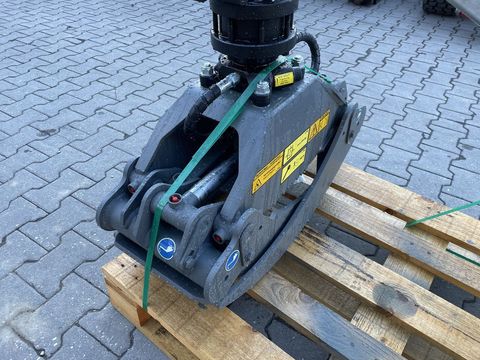 [3379-3476517-9.jpg]