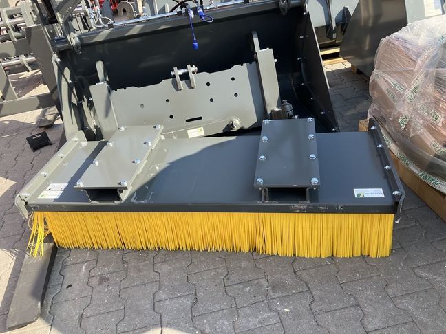 [3379-3701989-0_1.jpg]