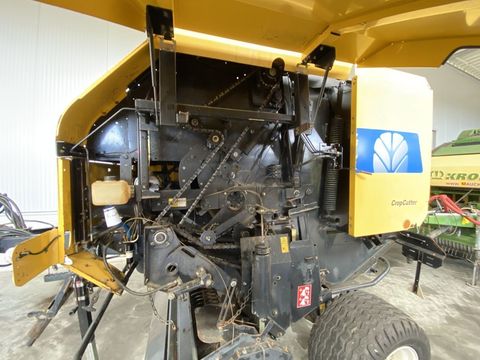 [3379-3753874-17.jpg]
