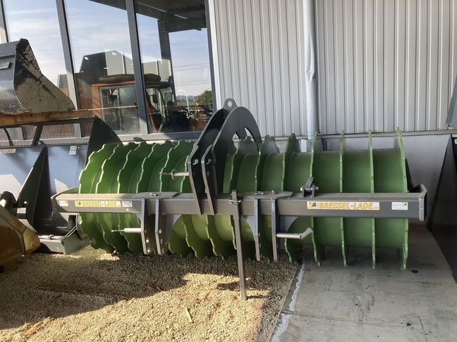 [3379-3838162-0_1.jpg]