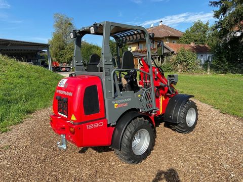 [3379-4299892-8.jpg]