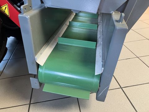 [3379-4446487-1.jpg]