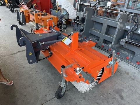 [3379-4448445-11.jpg]