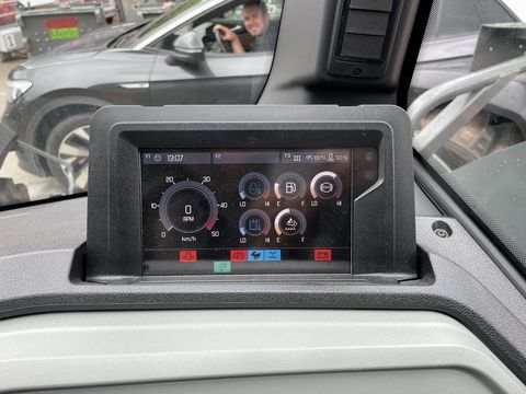 [3379-4487698-0.jpg]