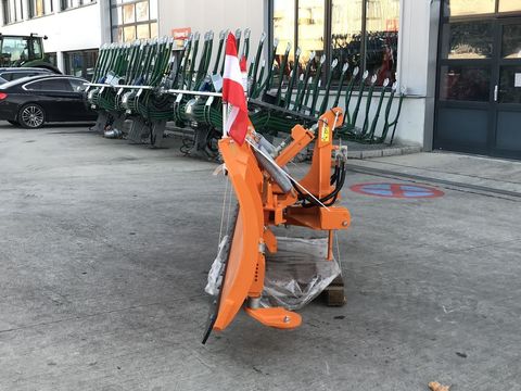 [3379-4598378-2.jpg]