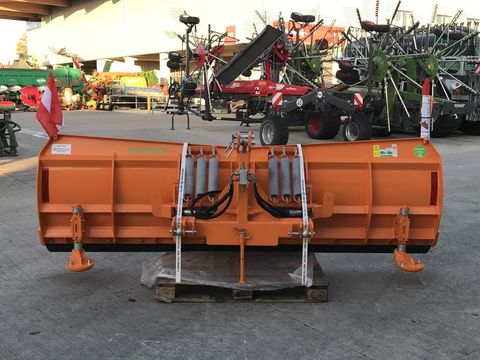 [3379-4598378-4.jpg]