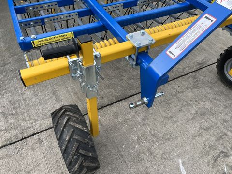 [3379-5287636-7.jpg]