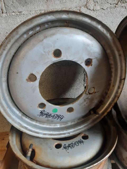 [3379-5500744-3.jpg]