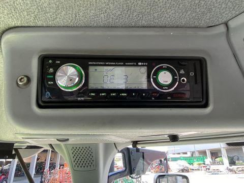 [3379-5529442-19.jpg]
