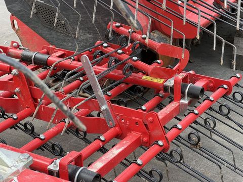 [3379-5529774-6.jpg]