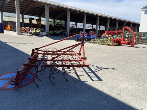 [3379-5696809-7.jpg]