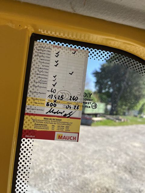 [3379-5899915-20.jpg]