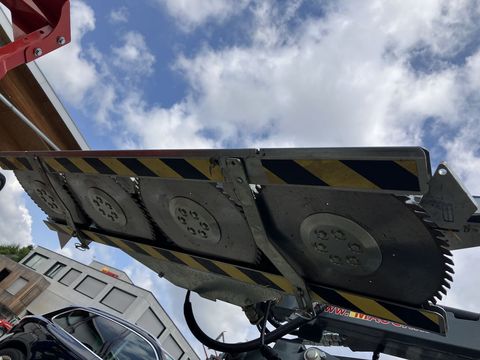 [3379-5909831-7.jpg]