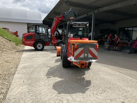 [3379-5945937-2.jpg]