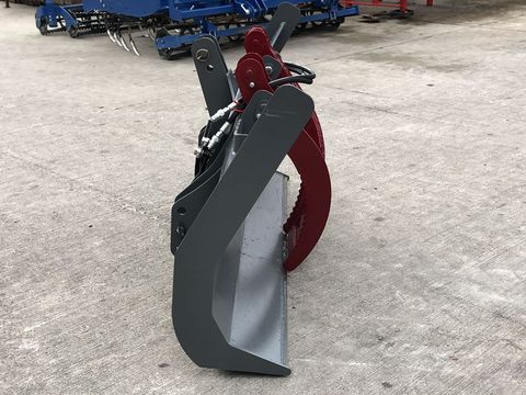 [3379-6243851-4.jpg]