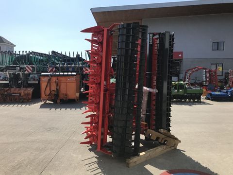 [3379-6255842-4.jpg]