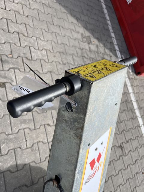 [3379-6343420-9.jpg]