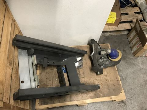 [3379-6359119-3.jpg]