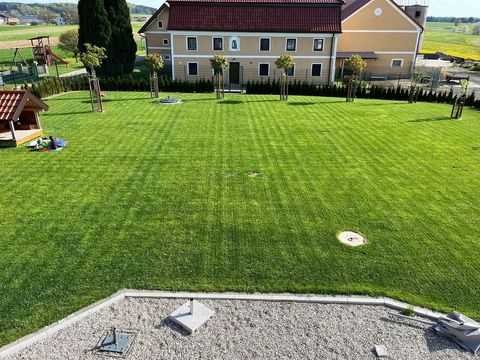 [3379-6385964-7.jpg]