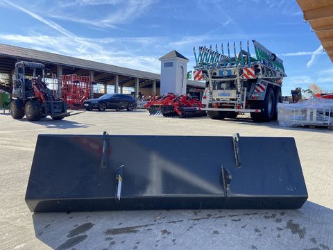 [3379-6386308-4.jpg]