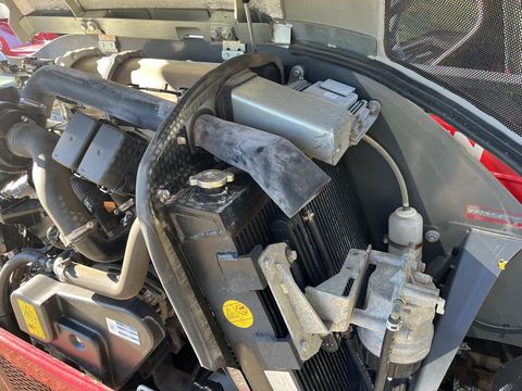 [3379-6406133-13.jpg]